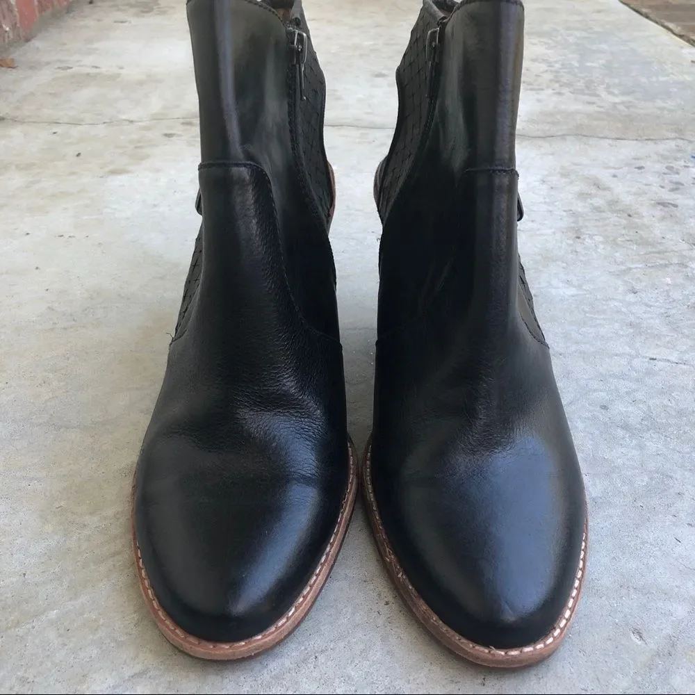 Dolce Vita black open hell back booties chunky 11